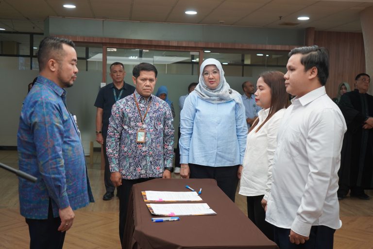 Pelantikan dan Pengambilan Sumpah Jabatan Fungsional PPPK / ASN Siap Perkuat Layanan di Ditjen P2